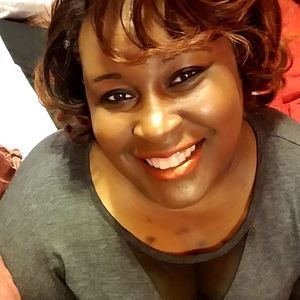 Meet your Posher, Latasha